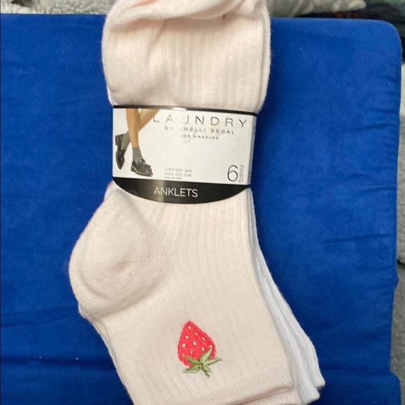 Laundry by Shelli Segal Pink Anklet Socks - Picture 1 of 2